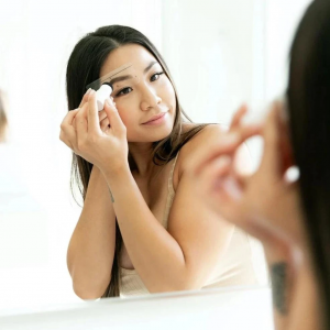 maquillage sourcils résistant à l'eau 