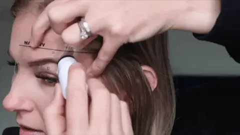maquillage sourcils pommade